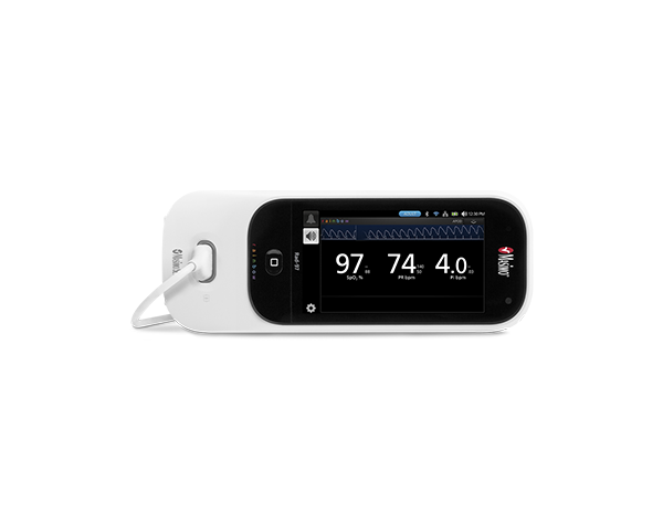 Rad-97 Pulse CO-Oximeter connecté affichant des paramètres Masimo rainbow SET
